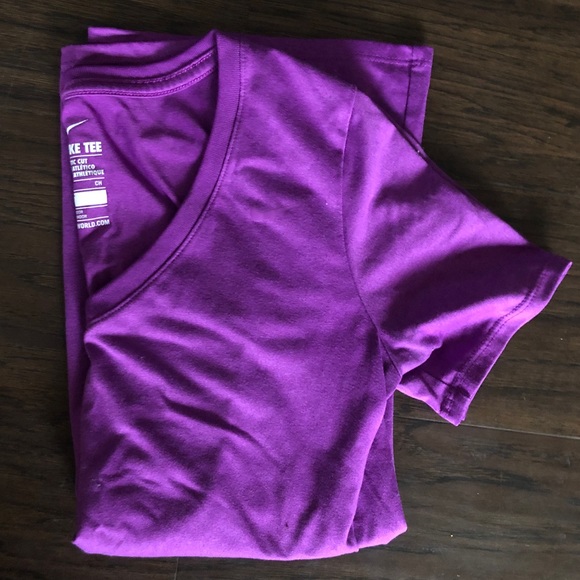 Nike workout t-shirt - Picture 2 of 6